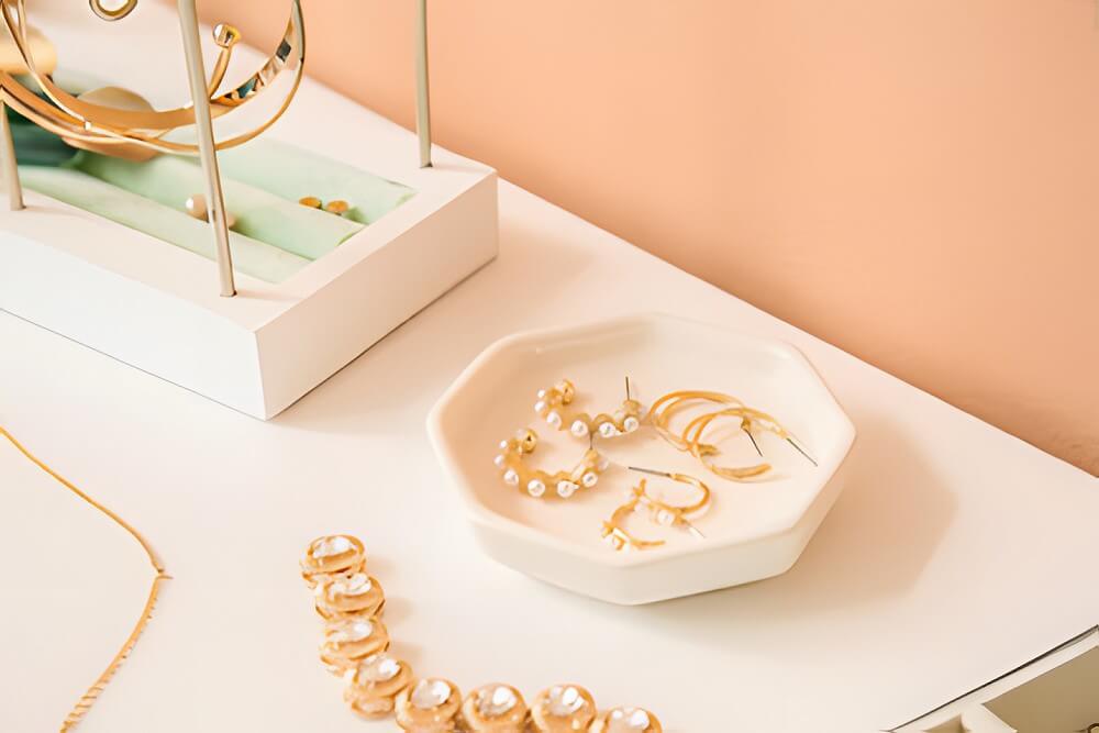 Longmont Women's Clothing Store & Boutique Snow Apparel